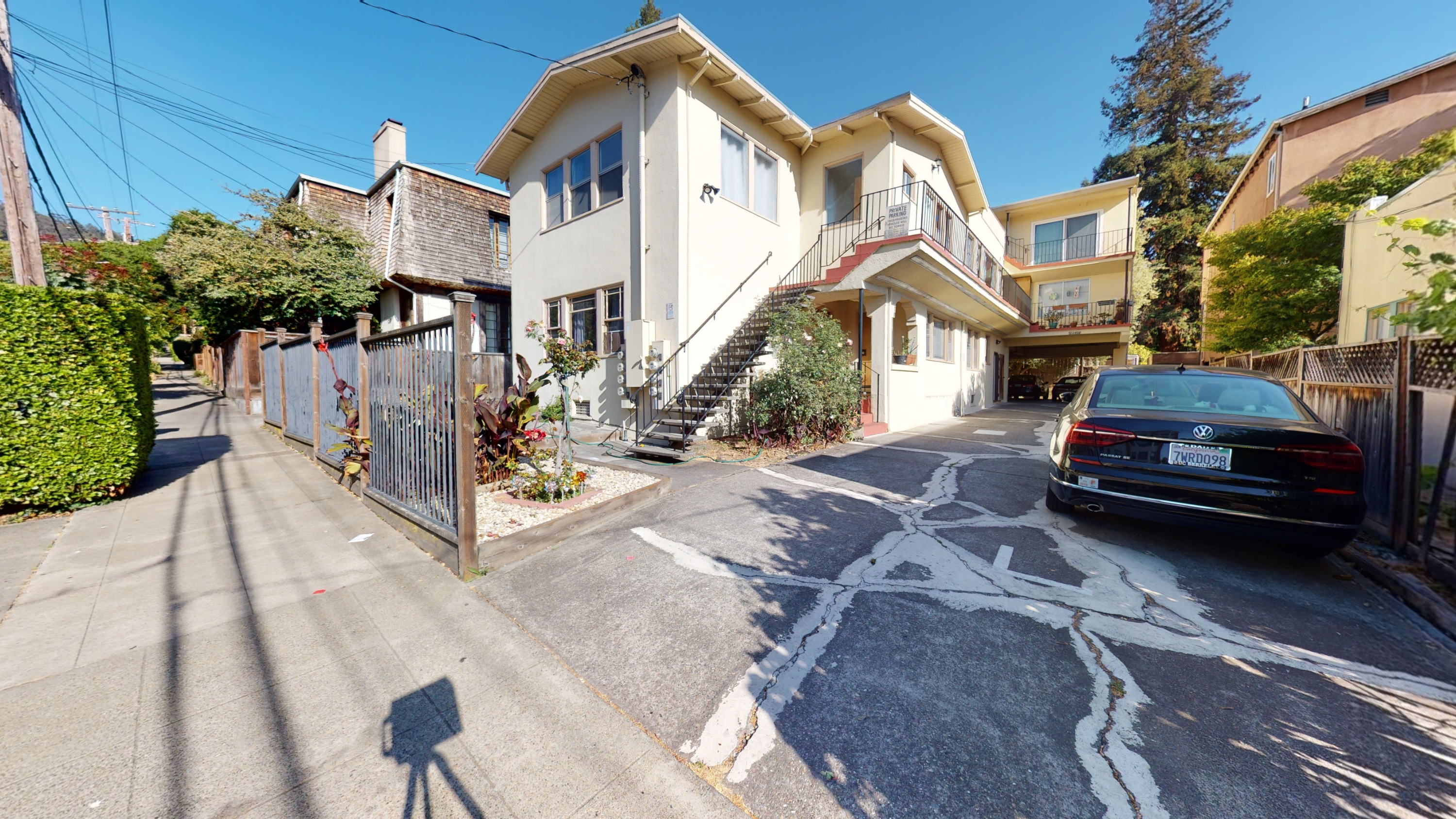 2340 Hilgard Ave Unit B-1