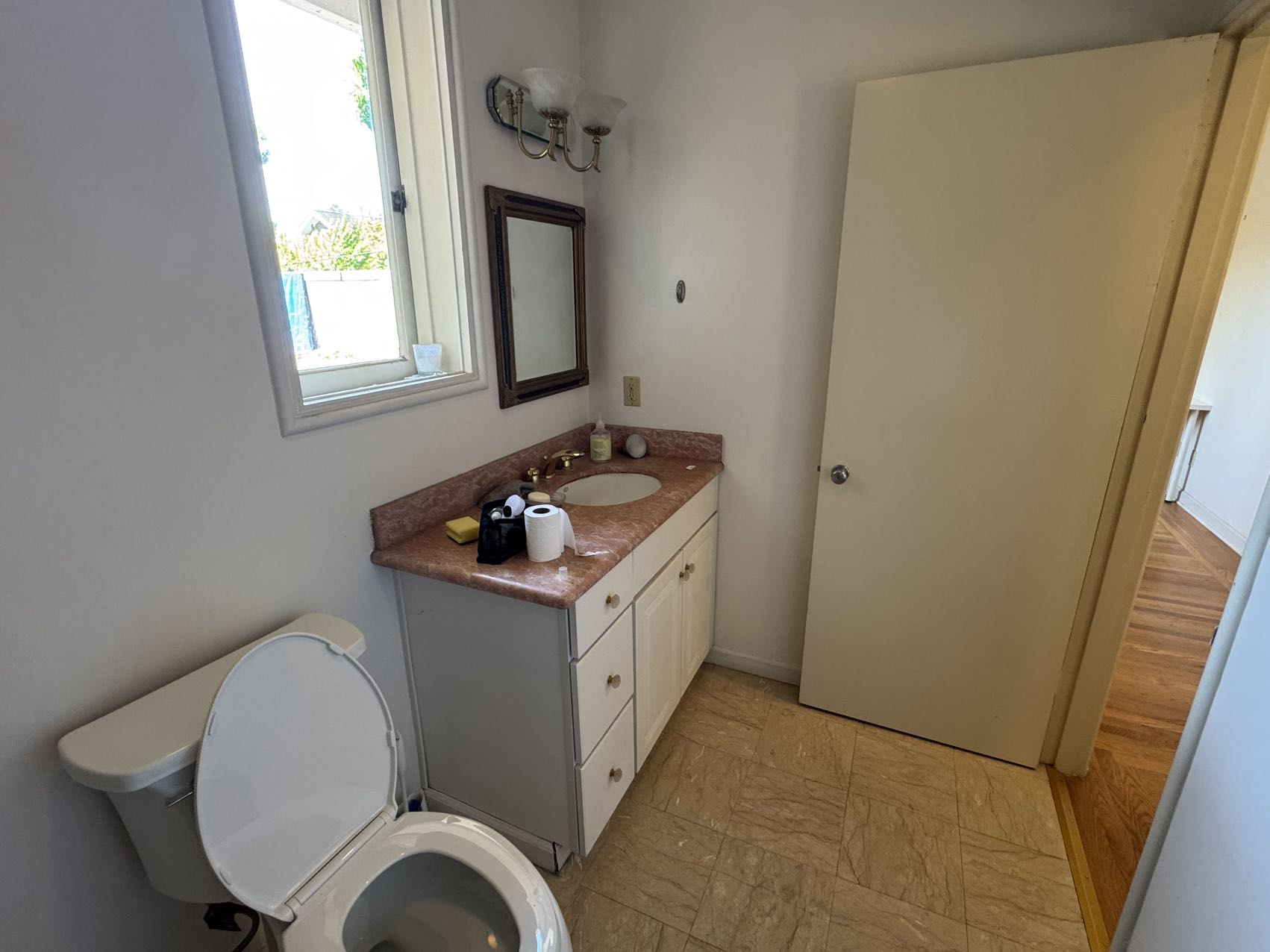 2710 Belrose Avenue - 2